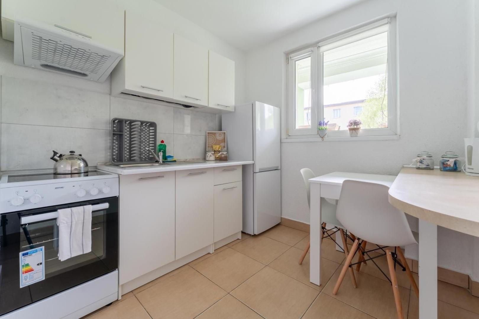 Apartament Gold - 2 Osobne Sypialnie Z Balkonem - Spaceapart Jelenia Góra Buitenkant foto