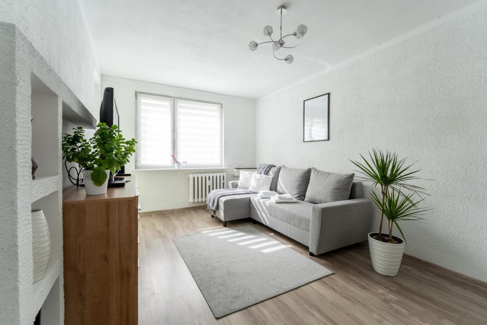 Apartament Gold - 2 Osobne Sypialnie Z Balkonem - Spaceapart Jelenia Góra Buitenkant foto